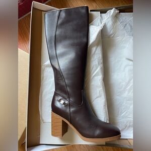 Giani Bernini Dark Brown Heeled Leather Boot. Brand New In Box. Sz 8 Women’s